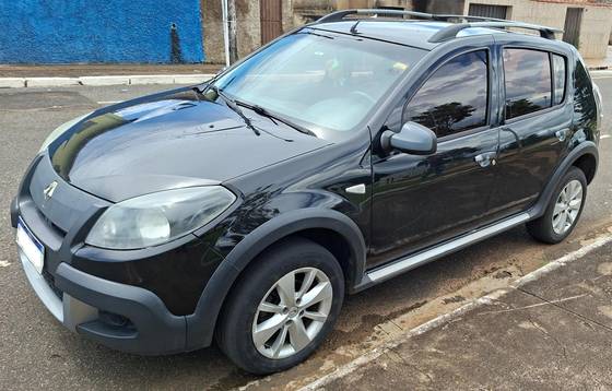 RENAULT SANDERO 1.6 STEPWAY 16V FLEX 4P AUTOMÁTICO